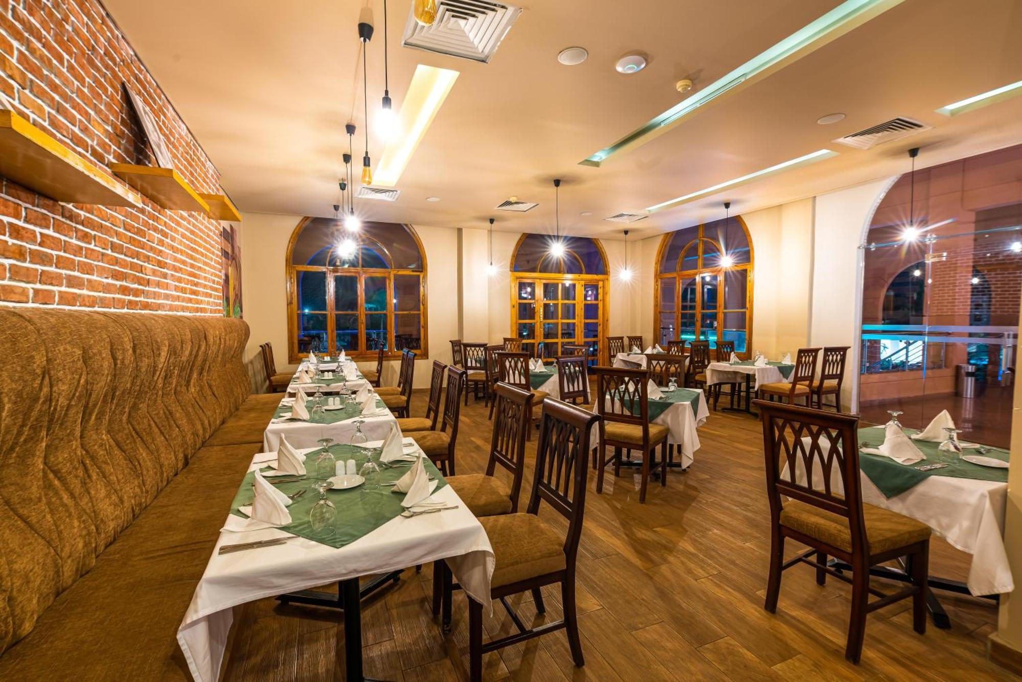 Akassia Swiss Resort El Qoseir Dış mekan fotoğraf